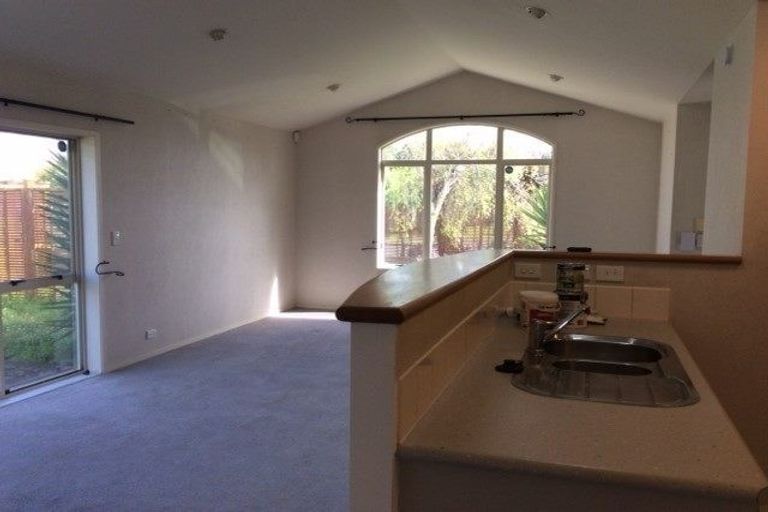 Photo of property in 53 Foxlaw Street, Randwick Park, Auckland, 2105
