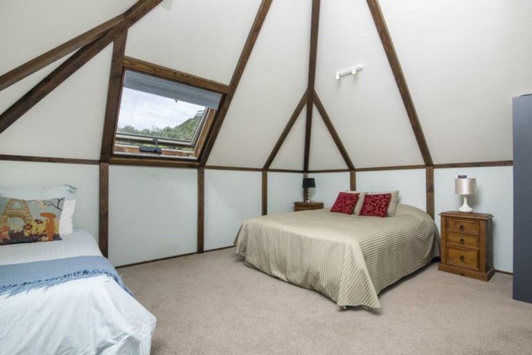 Photo of property in 376 Waikawa Road, Waikawa, Picton, 7220