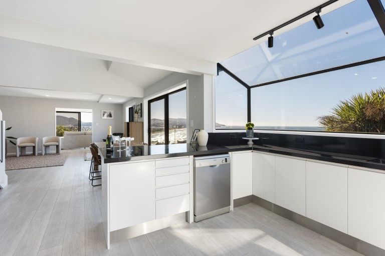 Photo of property in 66 Cliffs Road, Saint Clair, Dunedin, 9012