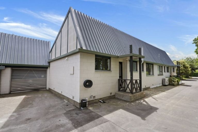 Photo of property in 7/178 Main North Road, Redwood, Christchurch, 8051