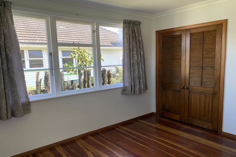 Photo of property in 28 Saint Annes Street, Levin, 5510