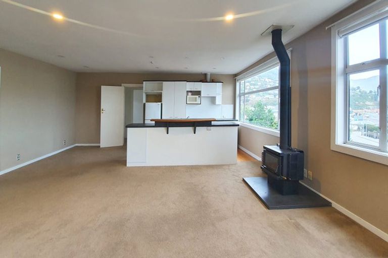 Photo of property in 2 Hawkhurst Road, Lyttelton, 8082