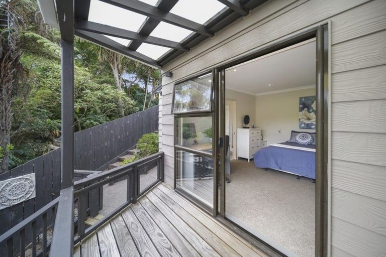 Photo of property in 29 Woodview Rise, Botany Downs, Auckland, 2010