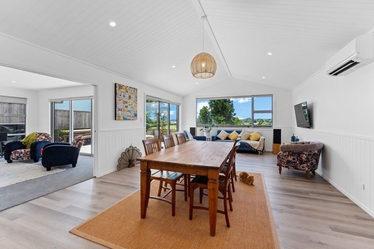 Photo of property in 55b Paynters Avenue, Strandon, New Plymouth, 4312