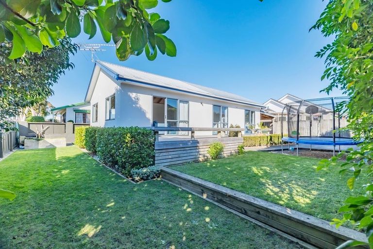 Photo of property in 40 Plunket Avenue, Papatoetoe, Auckland, 2104