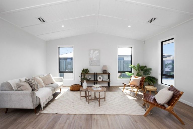 Photo of property in 5 Wai Whatu Street, Meeanee, Napier, 4110