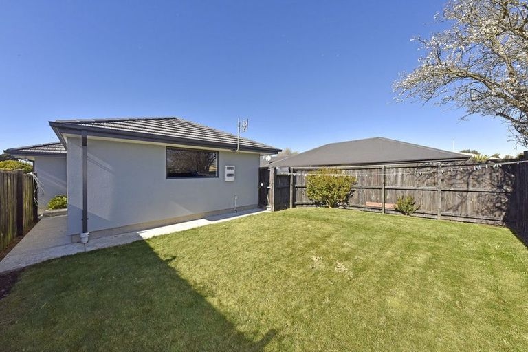 Photo of property in 111 Palmers Road, New Brighton, Christchurch, 8083