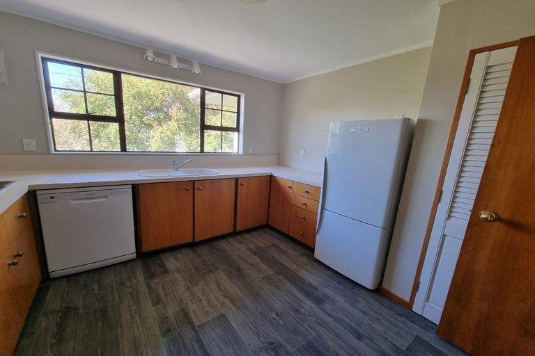 Photo of property in 10a Bristow Place, Karori, Wellington, 6012