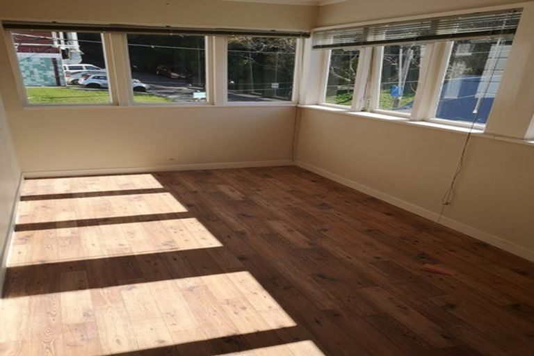 Photo of property in 133 Grant Road, Thorndon, Wellington, 6011