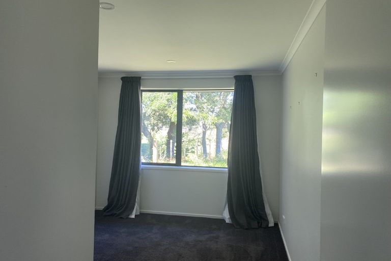 Photo of property in 68 Saxton Road, Upper Vogeltown, New Plymouth, 4371
