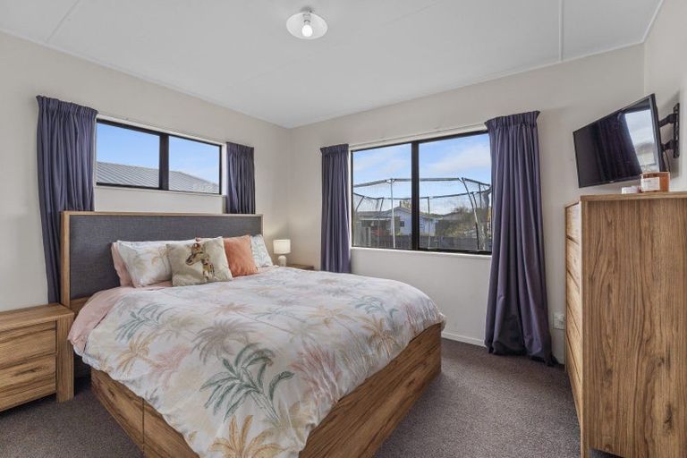 Photo of property in 118 Makarini Street, Paraparaumu, 5032