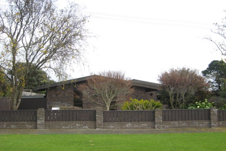 Photo of property in 27 Mouatt Street, Waitara, 4320