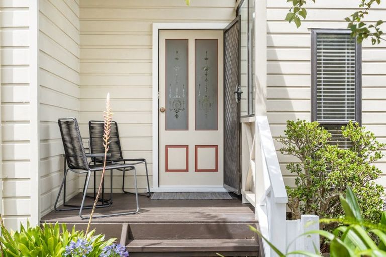 Photo of property in 6/60 Birkdale Road, Birkdale, Auckland, 0626