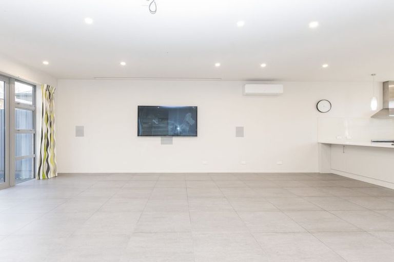 Photo of property in 2/31 Lyndon Street, Riccarton, Christchurch, 8041