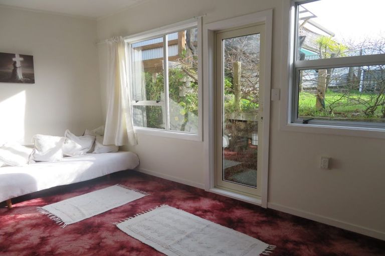 Photo of property in 16 Reeve Street, Foxton, 4814