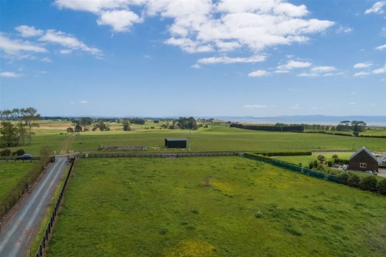 Photo of property in 96 Bryant Road, Karaka, Papakura, 2580
