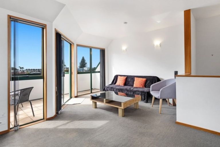Photo of property in 62f Maunganui Road, Mount Maunganui, 3116