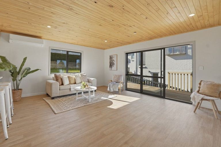 Photo of property in 94a Harbour View Road, Omokoroa, 3114