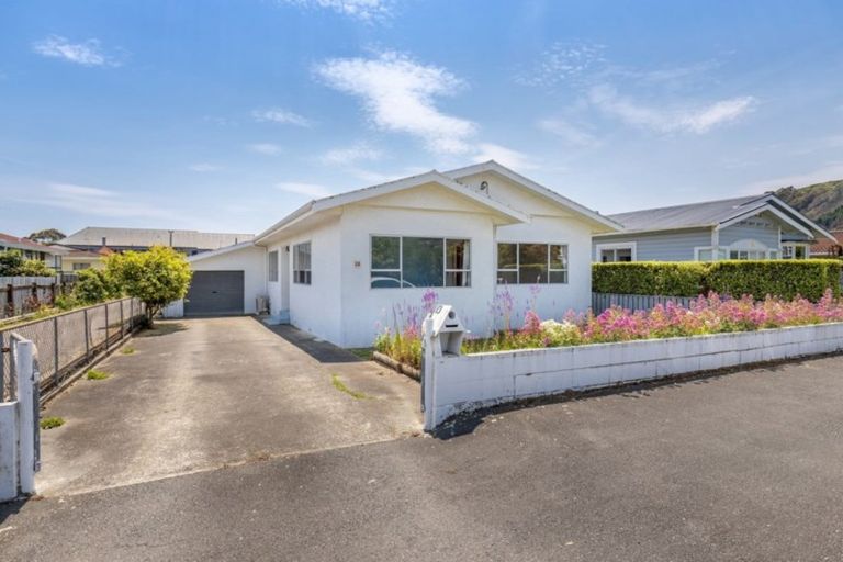 Photo of property in 13 Cambria Street, The Wood, Nelson, 7010