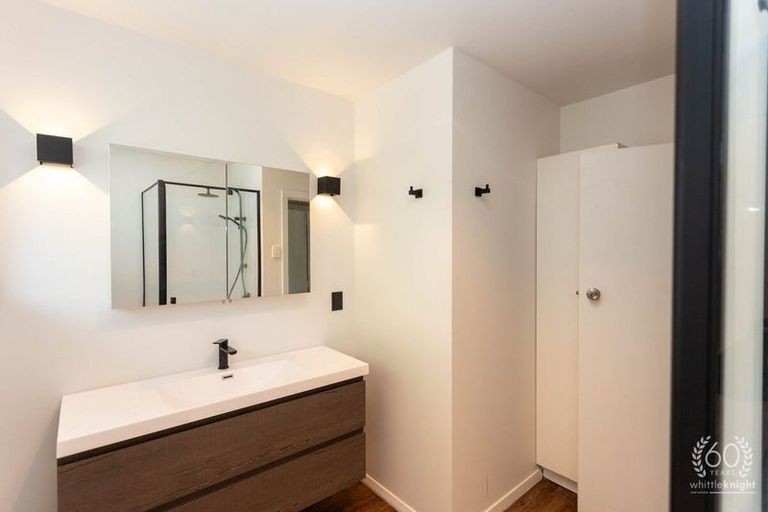 Photo of property in 2/38 Peer Street, Upper Riccarton, Christchurch, 8041
