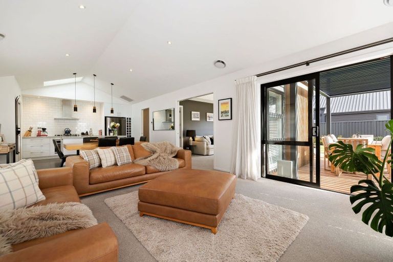 Photo of property in 3 Brodie Avenue, Arrowtown, 9302