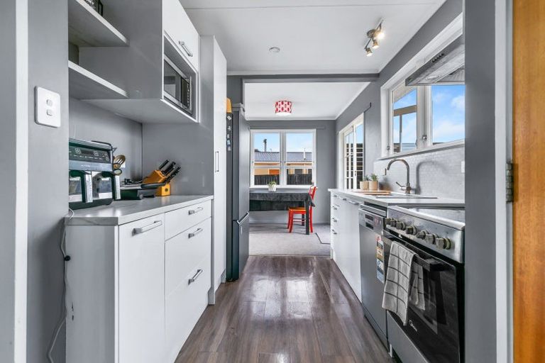 Photo of property in 7 Ryder Crescent, Levin, 5510