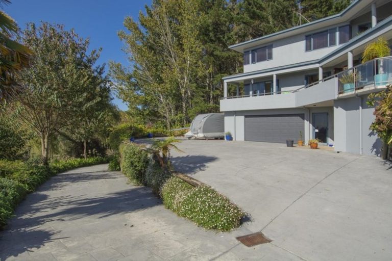 Photo of property in 171 Waikite Road, Welcome Bay, Tauranga, 3175