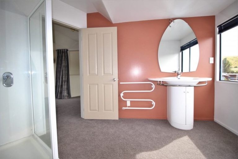 Photo of property in 30 Albert Drive, Clyde, 9330