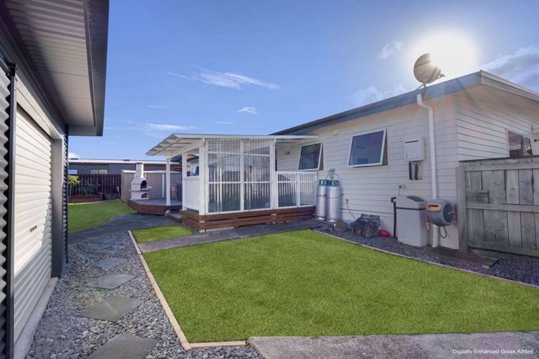 Photo of property in 14 Mowhanau Drive, Kai Iwi, Whanganui, 4574
