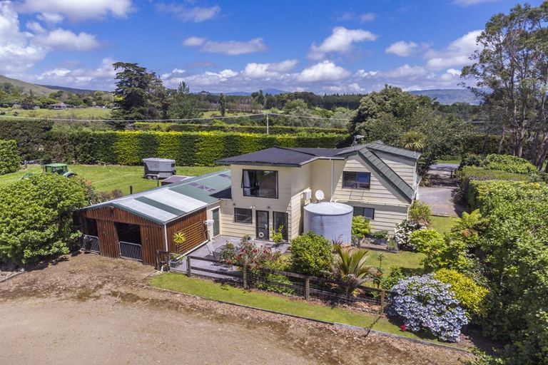 Photo of property in 234 Waitohu Valley Road, Otaki, 5583