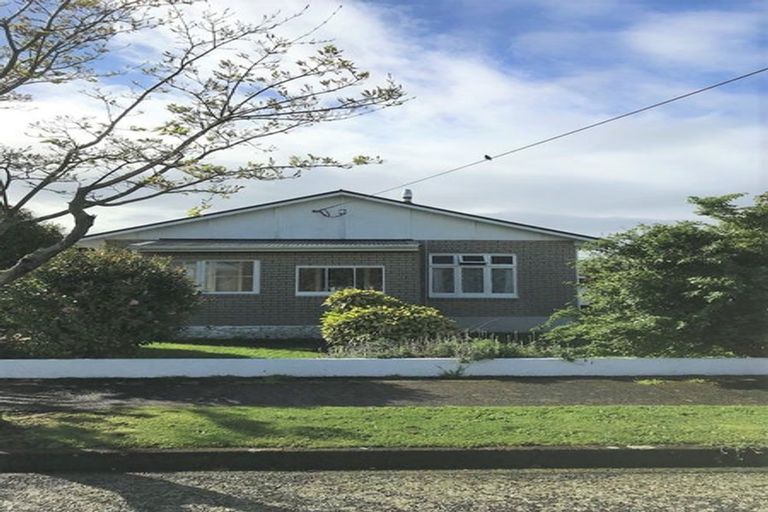 Photo of property in 50 George Street, Levin, 5510