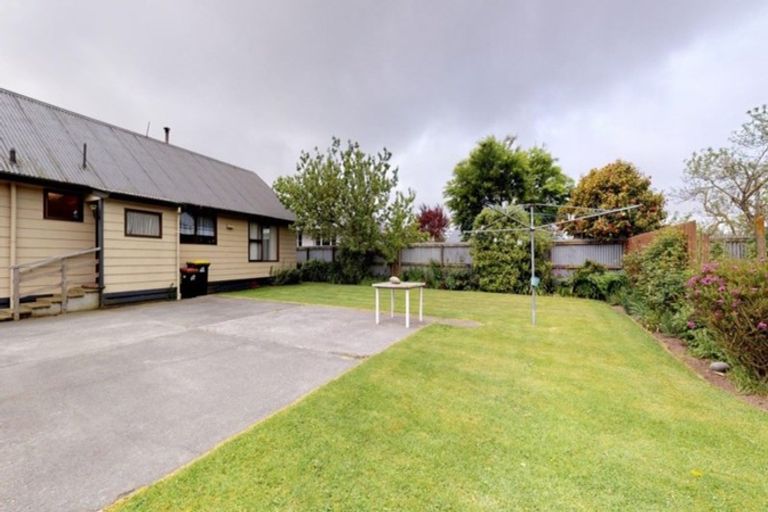 Photo of property in 100 Elizabeth Avenue, Rakaia, 7710
