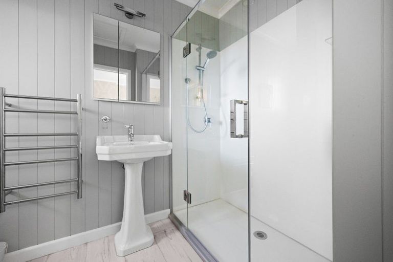 Photo of property in 178 Avenue Road, Greenmeadows, Napier, 4112