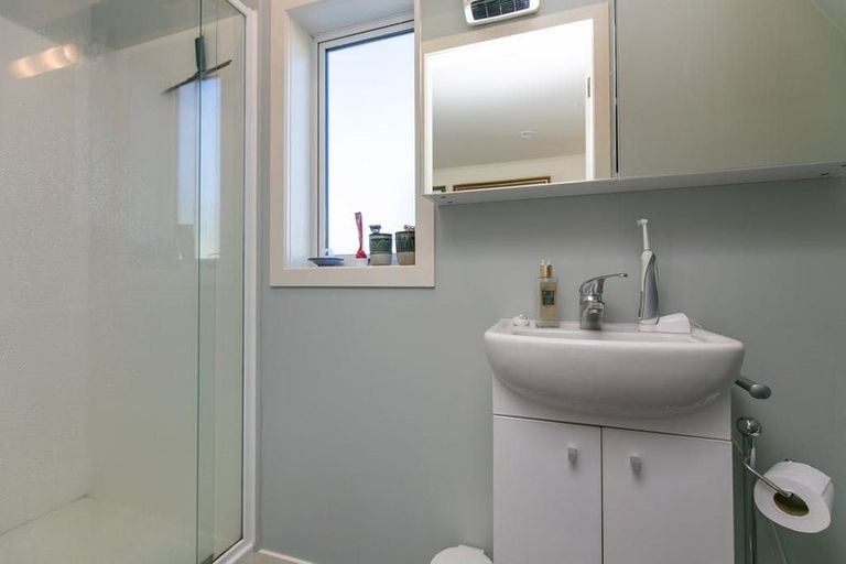 Photo of property in 55c Bolton Street, Kelburn, Wellington, 6012