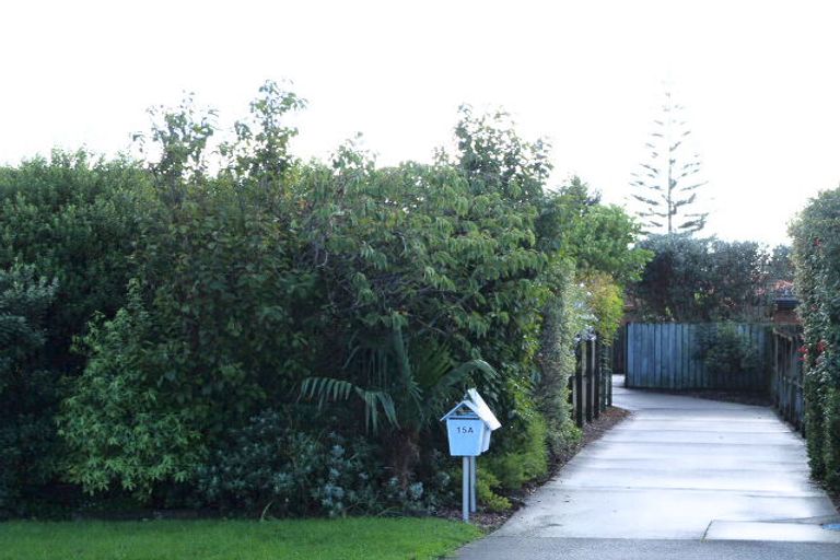 Photo of property in 1/15 Golfland Drive, Golflands, Auckland, 2013