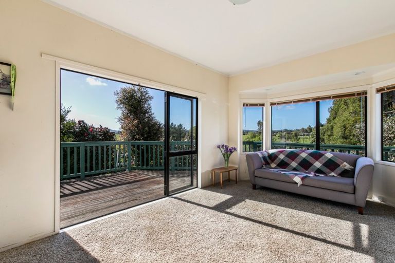 Photo of property in 33 Needham Road, Paerata, Drury, 2578