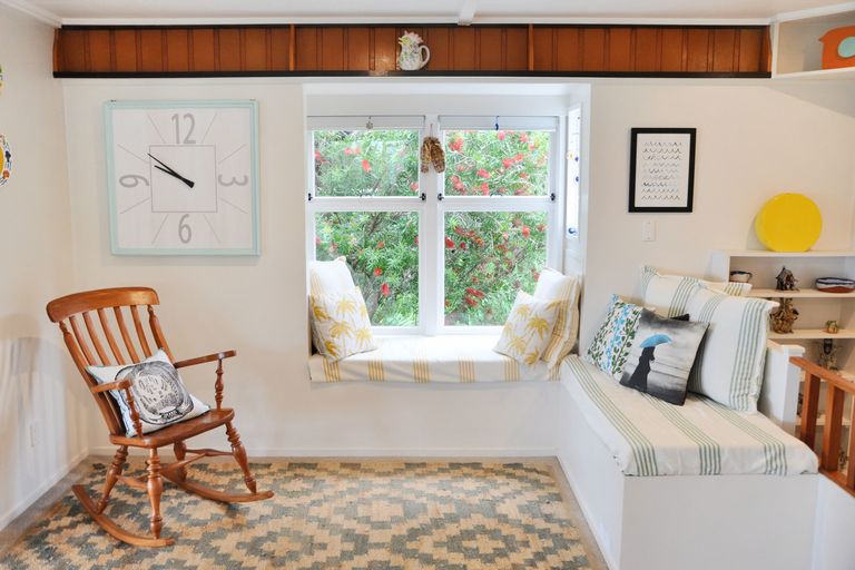 Photo of property in 8 Hillside Crescent, Leigh, 0985