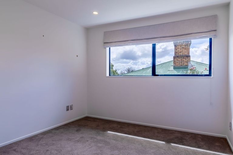 Photo of property in 46c Willerton Avenue, New Lynn, Auckland, 0600