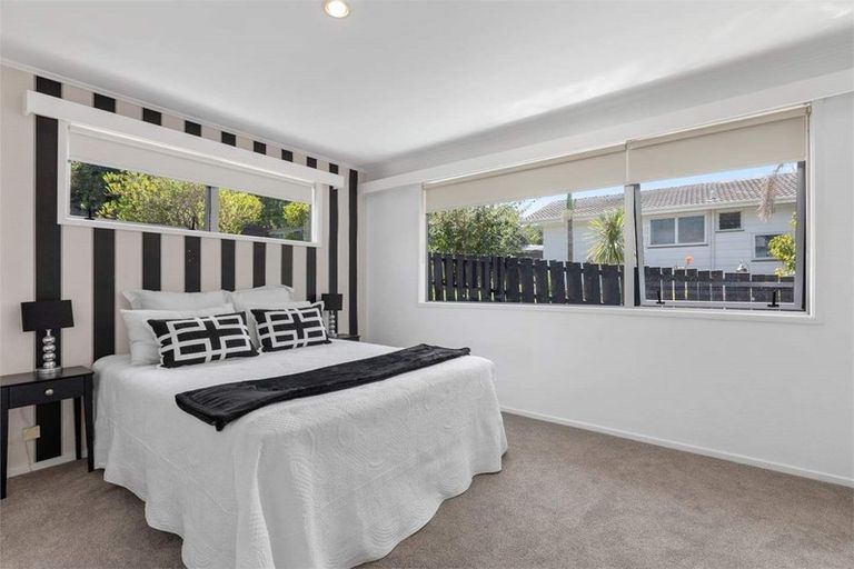 Photo of property in 5 Freya Place, Torbay, Auckland, 0630