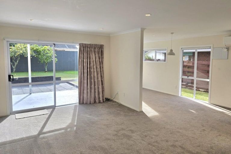 Photo of property in 11 Kiwi Avenue, Maunu, Whangarei, 0110