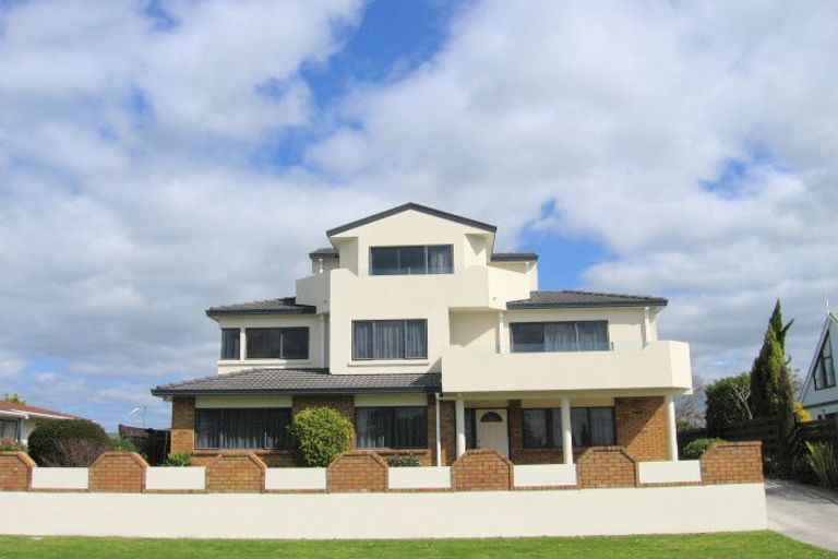 Photo of property in 58 Dickson Road, Papamoa Beach, Papamoa, 3118
