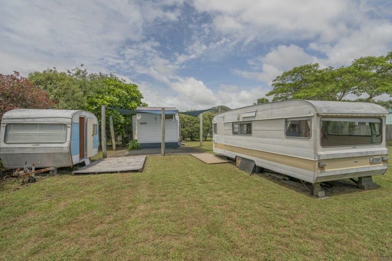 Photo of property in 11 Charles Green Drive, Cooks Beach, Whitianga, 3591