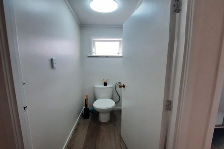 Photo of property in 8 Tango Place, Henderson, Auckland, 0610