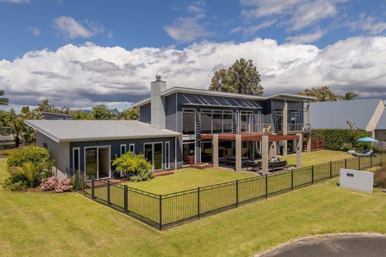 Photo of property in 1 School House Lane, Whitianga, 3510