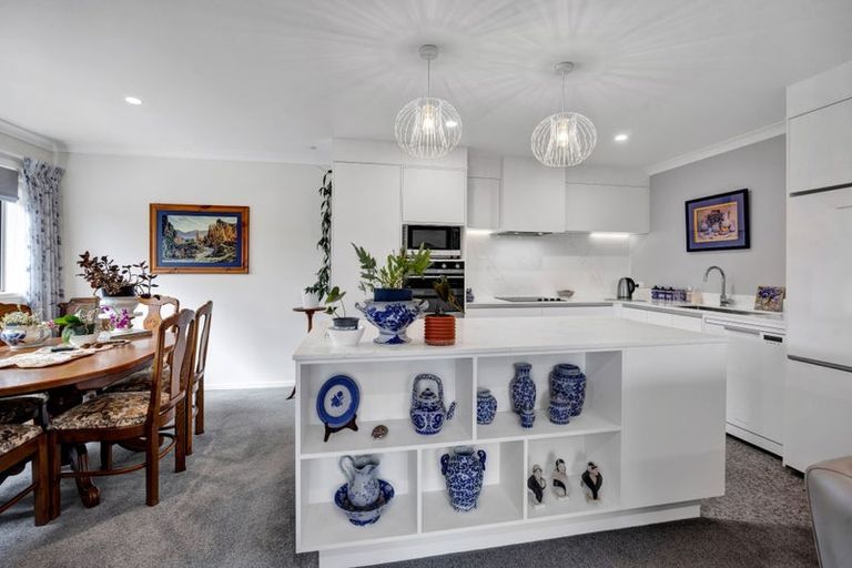 Photo of property in 12a Morrissey Street, Hawera, 4610