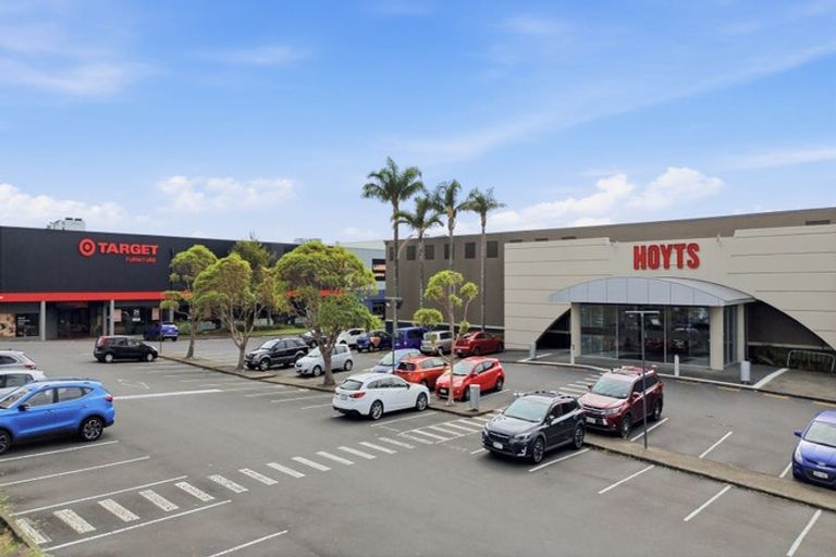 Photo of property in 2/6a View Road, Papakura, 2110