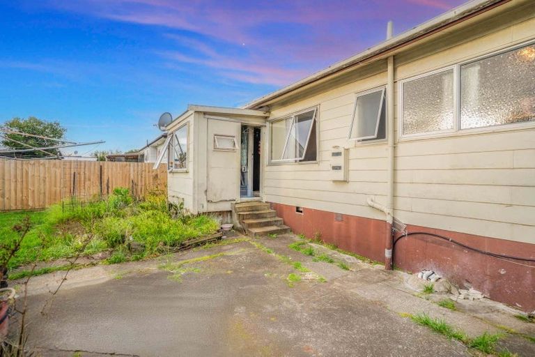 Photo of property in 25 Dissmeyer Drive, Clover Park, Auckland, 2019