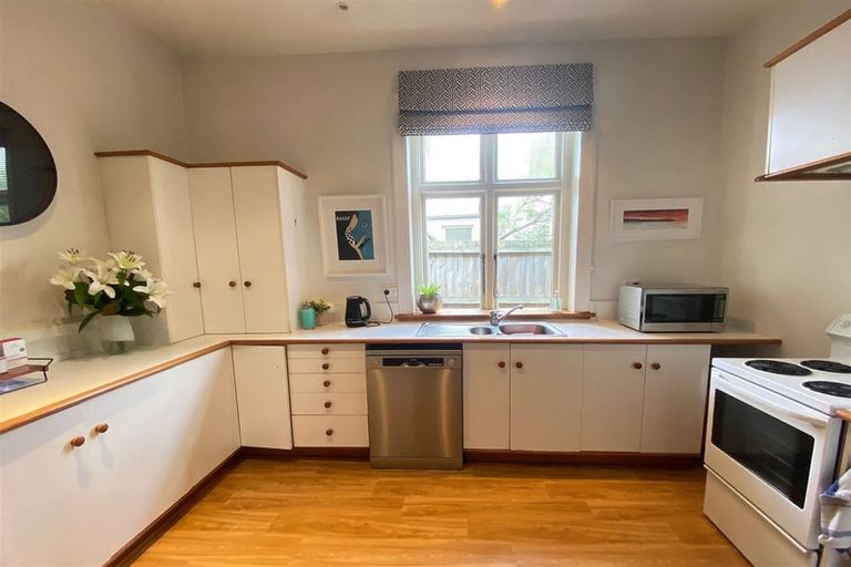 Photo of property in 98 Leinster Road, Merivale, Christchurch, 8014