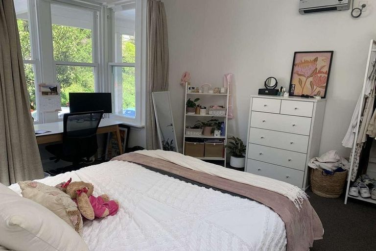 Photo of property in 13 Adams Terrace, Aro Valley, Wellington, 6021