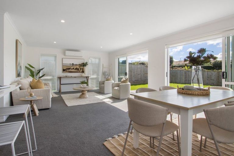 Photo of property in 65 Ridge Drive, Omokoroa, 3114